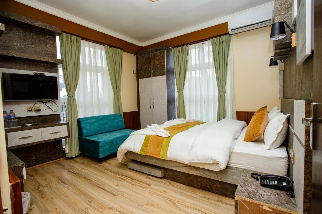 Gauri Shankar Hotel Nagarkot Luaran gambar